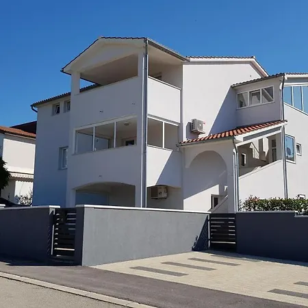 Miso Apartment